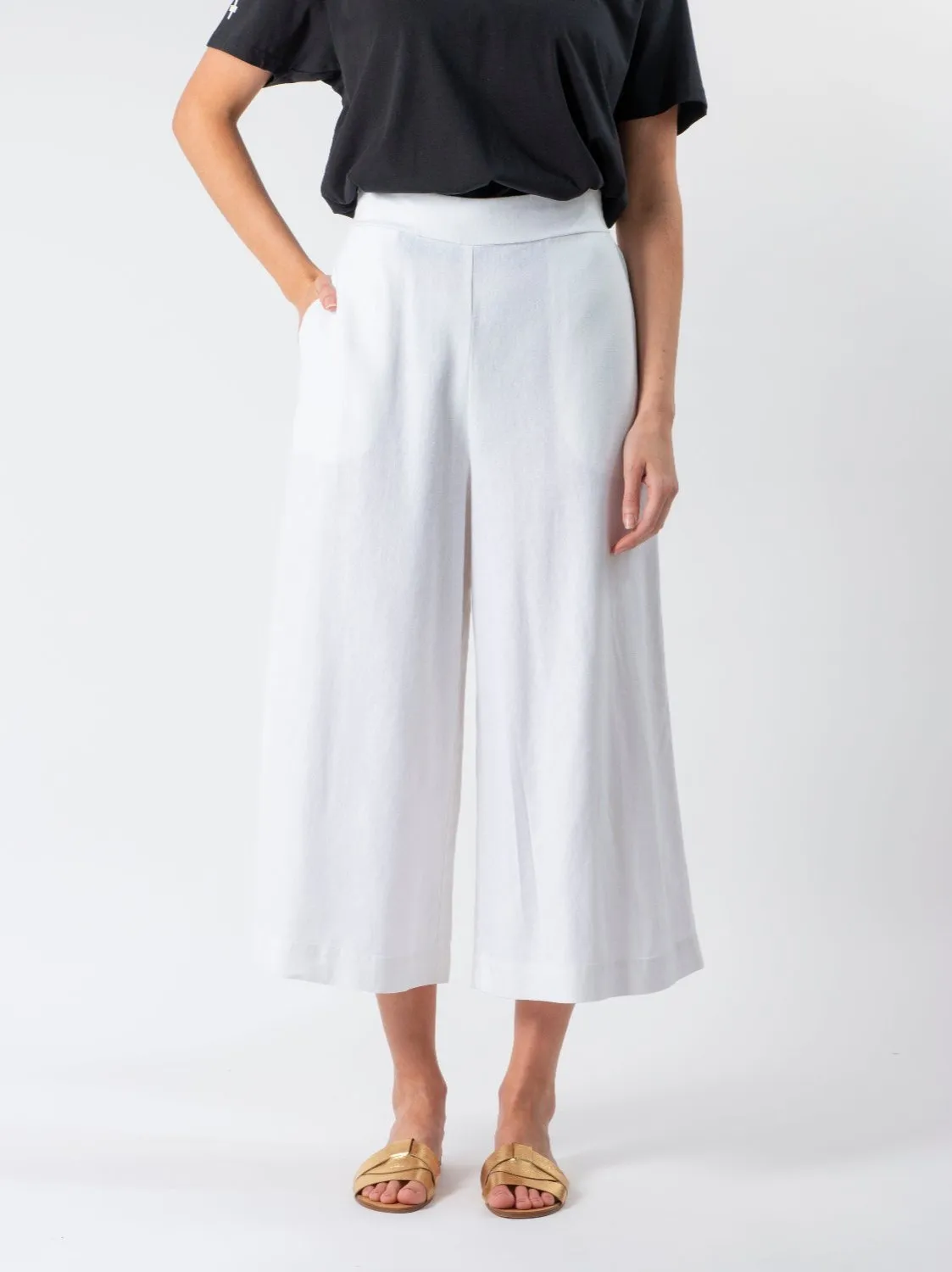 Emmi Linen Pants in White